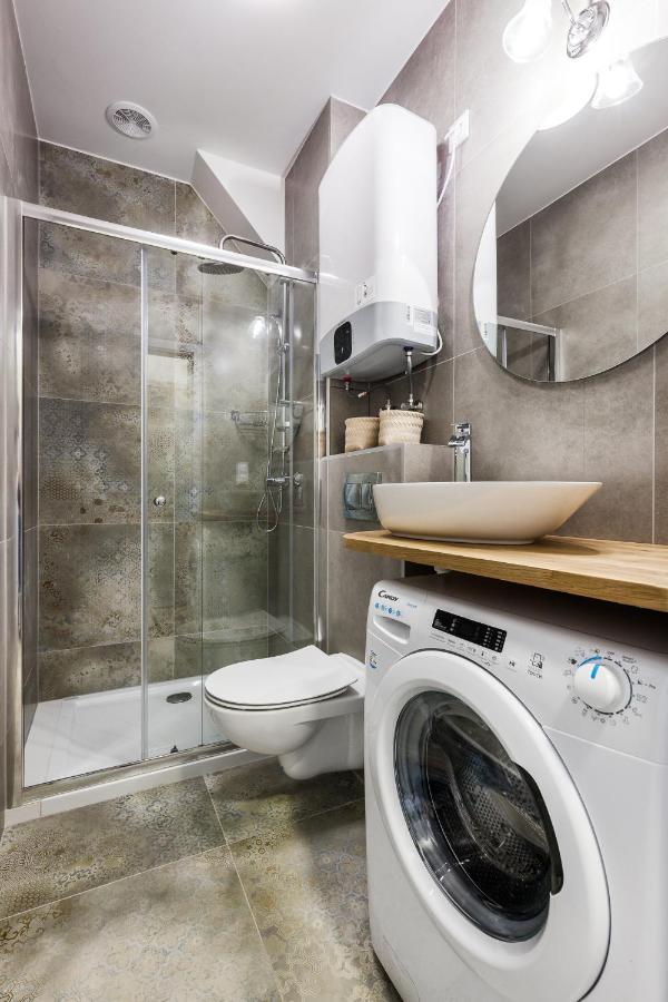 Hallera Studio Apartment 格但斯克 外观 照片